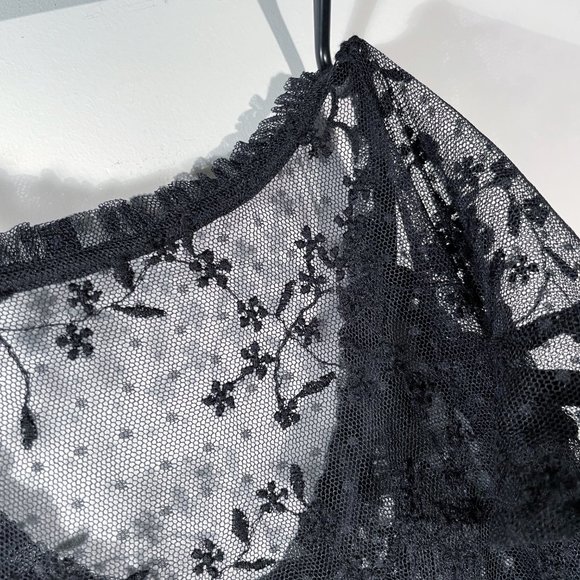 Abercrombie & Fitch | BLACK LACE TOP - Picture 2 of 2